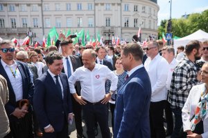 Новоизбраният президент на Румъния Никушор Дан пристигна във Варшава за