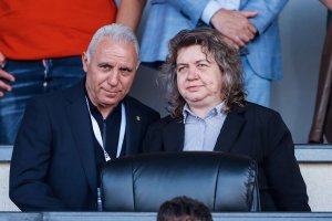Легендарният български футболист Христо Стоичков се присъедини към общото недоволство
