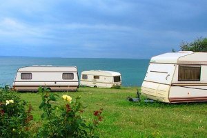 В Гърция вече каравана и кемпер се паркират само на