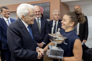 За първи път от четири десетилетия италианска тенисистка спечели Откритото