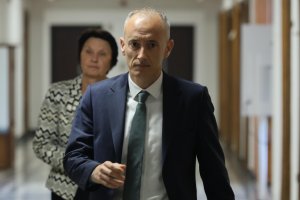 Новият предмет Добродетели и религии който МОН смята да въведе