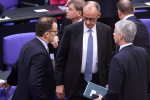 Лидерът на ХДС Фридрих Мерц бе избран за канцлер на