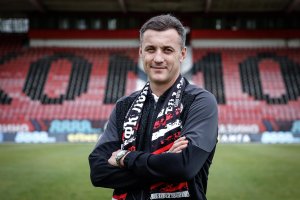 Треньорът Станислав Генчев 44 г не стоя дълго без работа