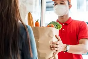 Воlt и Wоlt ще конкурират Glovo в доставките на храни 