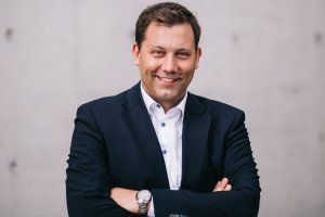 Часове след като канцлерът на Германия Фридрих Мерц обяви край