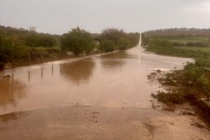 Обилен дъжд в Смилец предизвика бедствено положение в селото съобщи