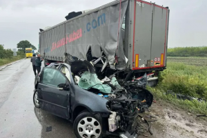 Заради зачестилите инциденти с товарни автомобили вицепремиерът и министър на