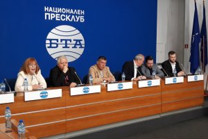 Организаторите на протеста насрочен утре който ще настоява за референдум