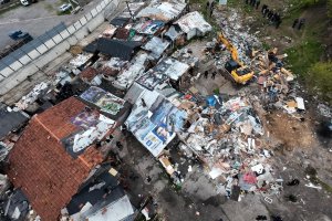 Жителите на разрушеното гето в квартал Захарна фабрика в София