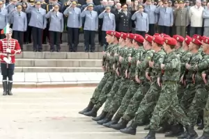Армията ще се попълва по “швейцарски модел"