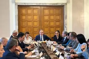 Социалното министерство купува електромобили за домовете