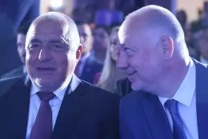 Кой управлява България?