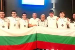 Български ученици спечелиха 6 медала на олимпиадата по математика в Австралия