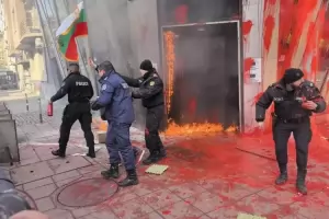 Шестима от "Възраждане" отиват на съд за погрома над евросградата в София