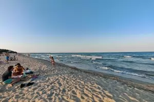 Варненски студенти създадоха приложение за сигнали от морето и крайбрежието