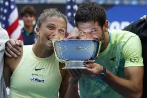 US Open разбуни духовете с модернизираните смесени двойки