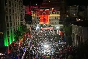 Кметът на София подкрепи митинг на опозицията в Турция