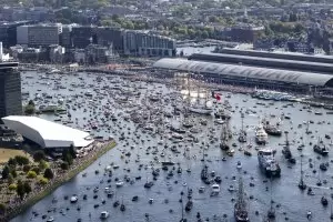 Грандиозен морски парад събра 2.5 млн. зрители в Амстердам