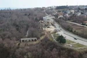 Община Варна спря строеж на баровски комплекс на Галата