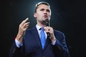 Простреляха близък съюзник на Тръмп