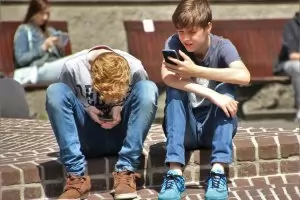 Децата ще могат да сигнализират за насилие чрез приложение