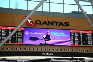 Хакери пуснаха данните на 5 млн. клиенти на Qantas в тъмната мрежа