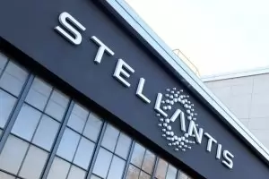 Stellantis закрива 10 000 работни места в Италия