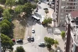 Двама са ранени при челен сблъсък на градски автобуси в Пловдив