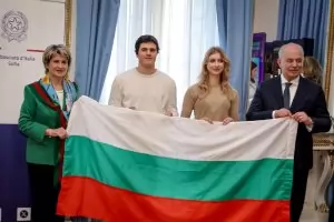 Фигуристката Фейгин ще е знаменосец в Милано Кортина 2026