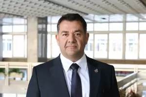 Разривът в "България Може" води партията към съда