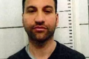 Италианските власти арестуваха бос на Камората