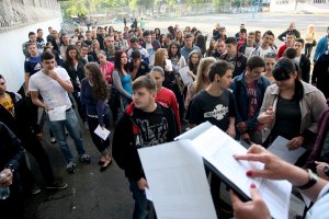 Днес е денят за втората задължителна матура за близо 45