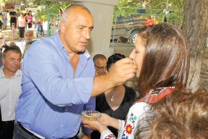 Ако продължава да се следи внимателно ситуацията и се реагира