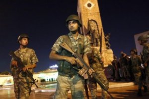 Съд в Анкара осъди 86 бивши военни на доживотен затвор