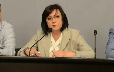Корнелия Нинова трябва да стигне докрай, ако иска някой да повярва, че се разграничава от Бенчо Бенчев. Като БСП върне парите, които е получила от него, например