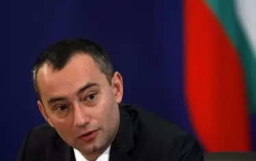  Николай Младенов