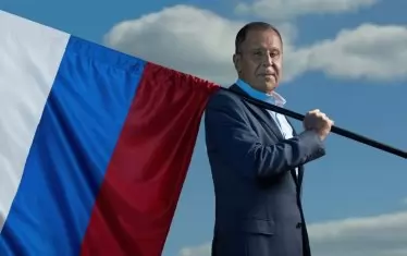 Актуално! Руското Външно министерство публикува тази снимка на главата на ведомството Сергей Лавров с текст: "Целебно фото. Да се допира до болните места на планетата. В редица географски точки може да предизвика екзорсистки ефект". 