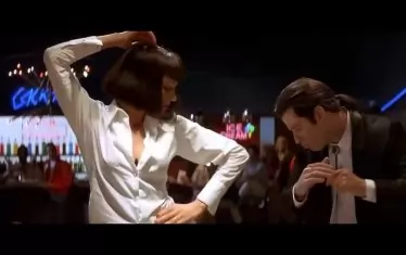 Но и това на Джон Траволта в "Криминале" не му отстъпва...