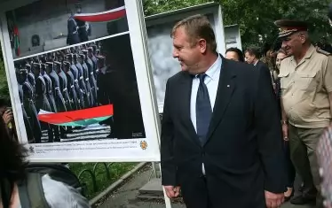  ВМРО пък се зарича да качва заплатите на полицаите и военните с по 10% всяка година.  
