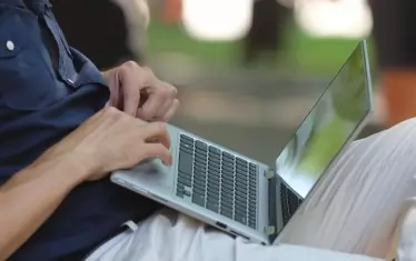 В условията на социална изолация дигиталното съдържание за "домашна употреба" е единствена алтернатива.