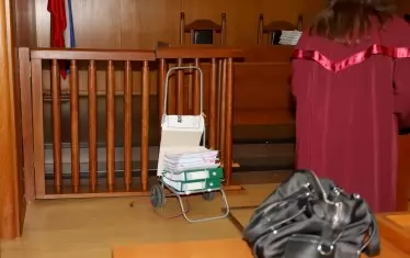  Вероятно защото прокуратурата е най-осъждана за обезщетения по закона за отговорността на държавата, оттам мълчат за каква сума губят дела.