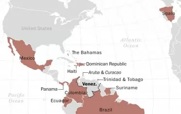 Венецуелците масово бягат в съседни на страната държави, но в повечето от тях няма закони за бежанците, което ги поставя в сериозен риск.
