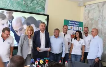 Усмивки, радост, тържество... - София става "Постоянна столица на спорта", каквото и да значи това.