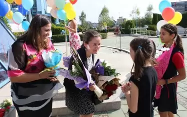  "Българско школо"