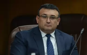  Младен Маринов