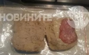 Докато схемите за закуски обслужват главно бизнес интереси, снимки като тази ще обикалят социалните мрежи.