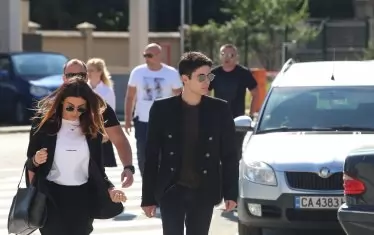  Без промяна в обстоятелствата Вълчо Арабаджиев бе пуснат на свобода срещу 20 000 лв., а на втора инстанция бе върнат в ареста. Родителите му Ветко и Маринела бяха обещали да се върнат, "за да не става едно 21-годишно момче заложник" по думите на адвоката им, но все още ги няма.