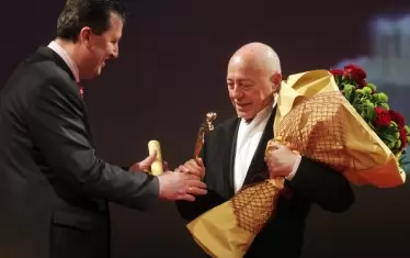 Американците не ги стигнахме материално. Но без да се сравняваме, в културата има с какво да се похвалим. Тодор Колев даде своя принос.