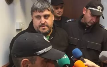 Спас Василев сам се предаде в ГДБОП, след като за измамите се разшумя. 