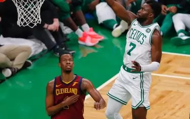 С отсъствието на ЛеБрон в Източната конференция се отваря възможност за отбори като "Бостън".